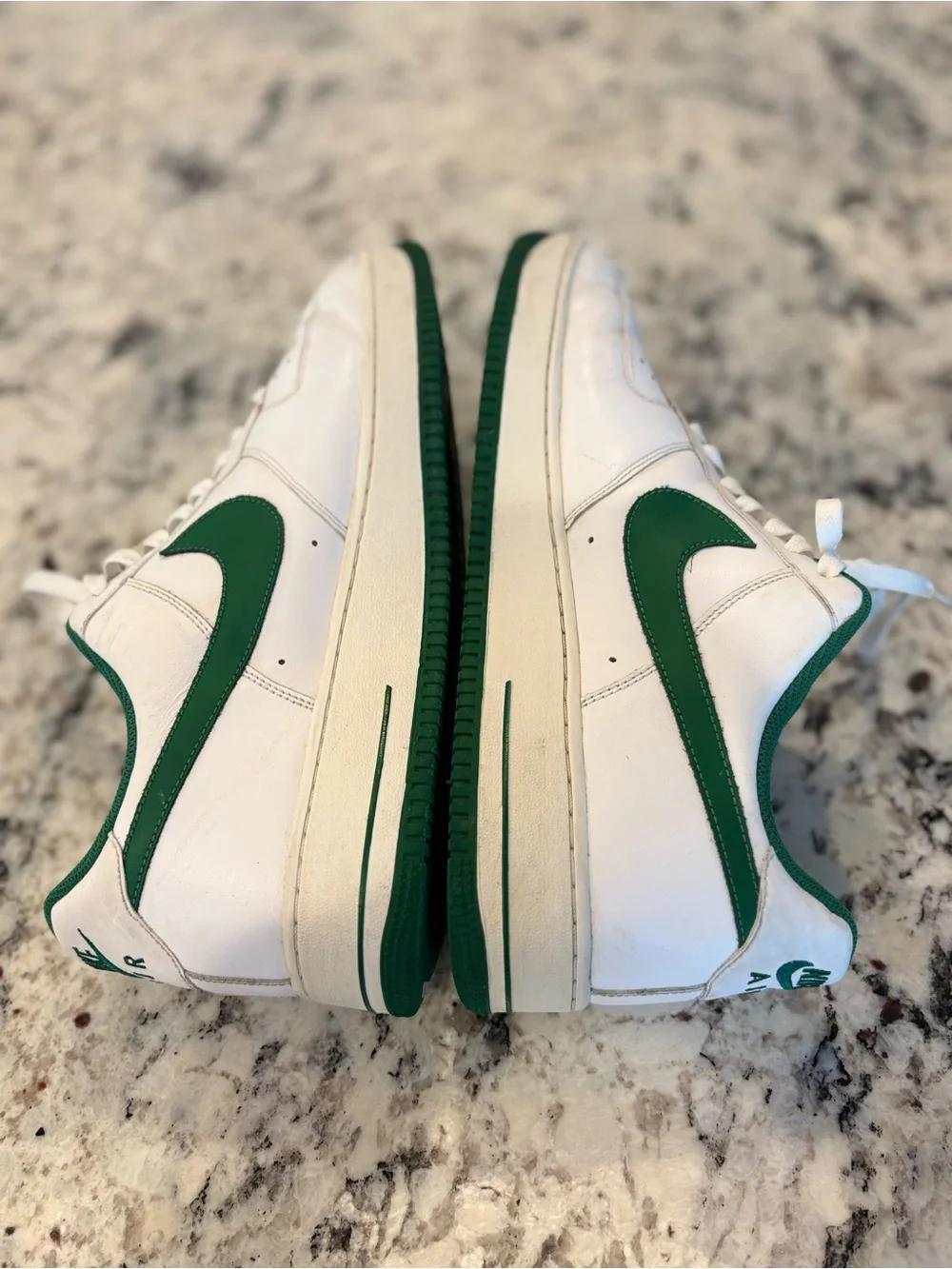 Nike Air Force 1 Men's Low White Green Sneakers Size 13 Classic Basketball Shoes